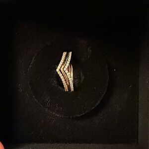 Elegant set of Gold and Silver Women's Rings